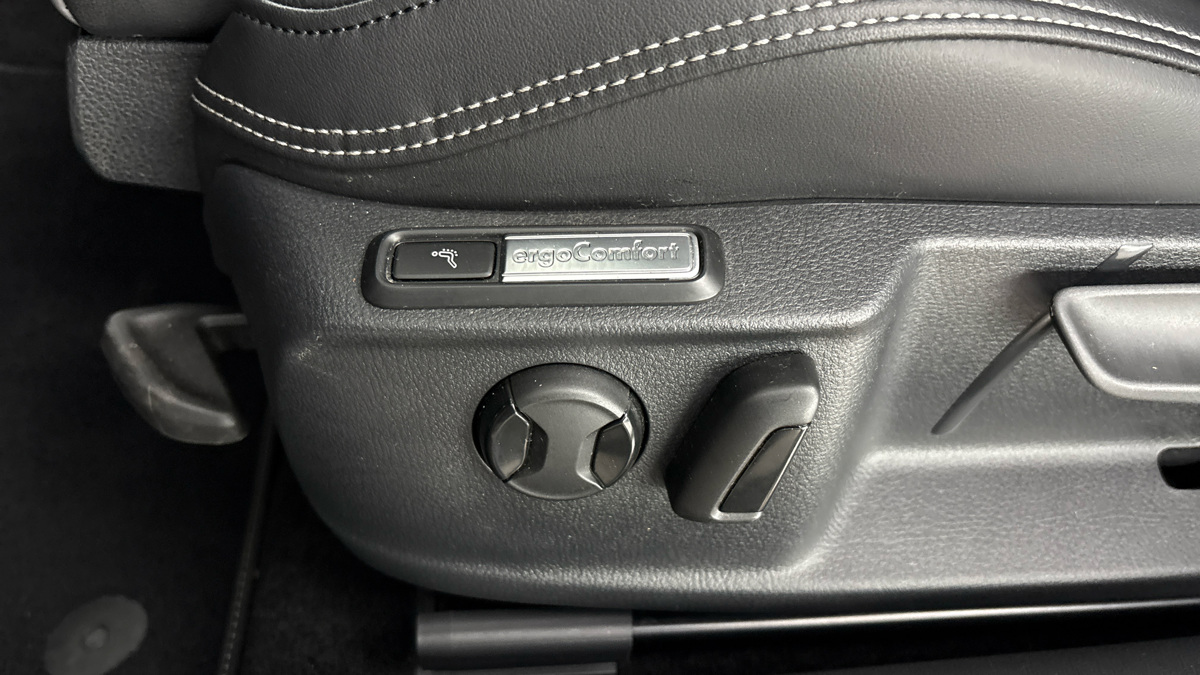 Volkswagen Passat - 21