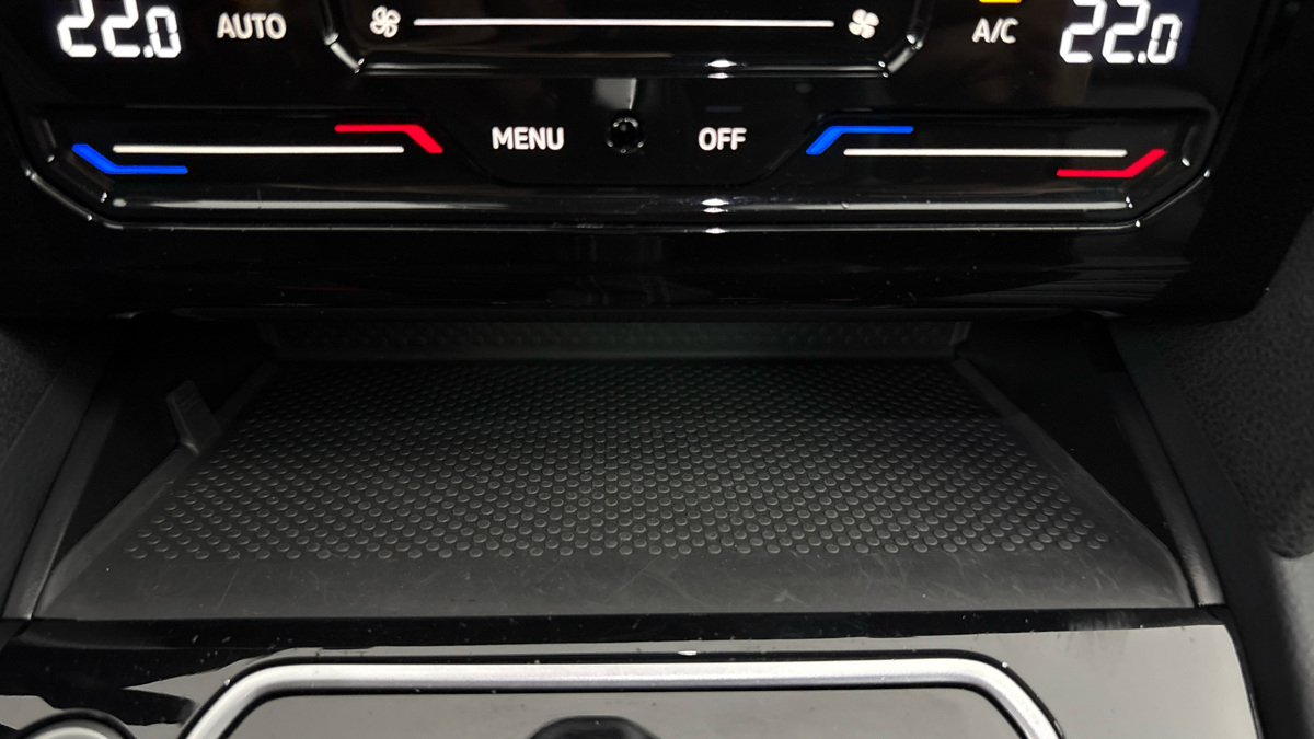 Volkswagen Passat - 24