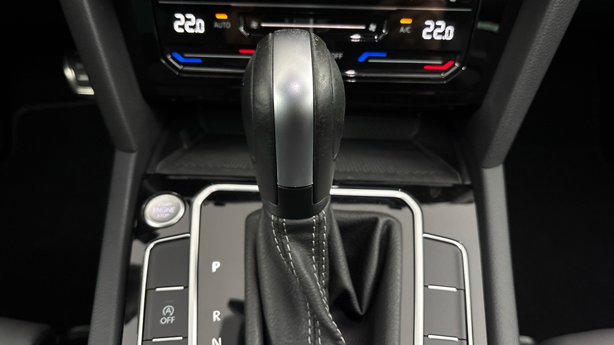 Volkswagen Passat - 26