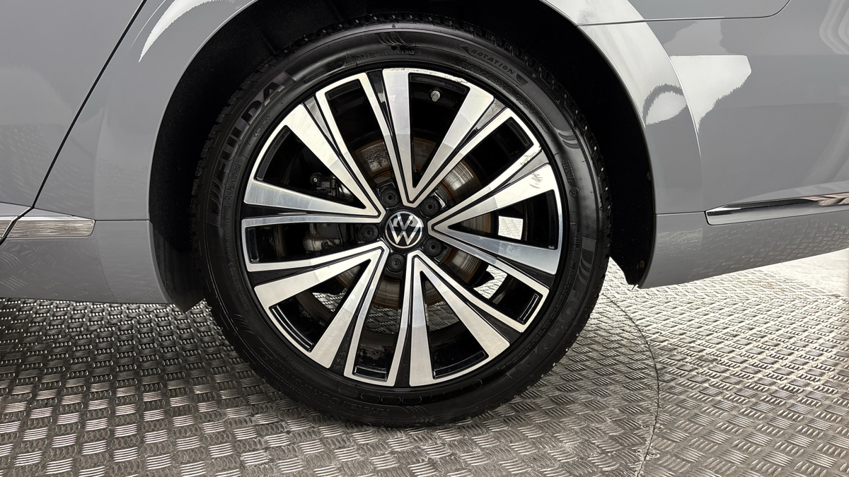 Volkswagen Arteon - 19