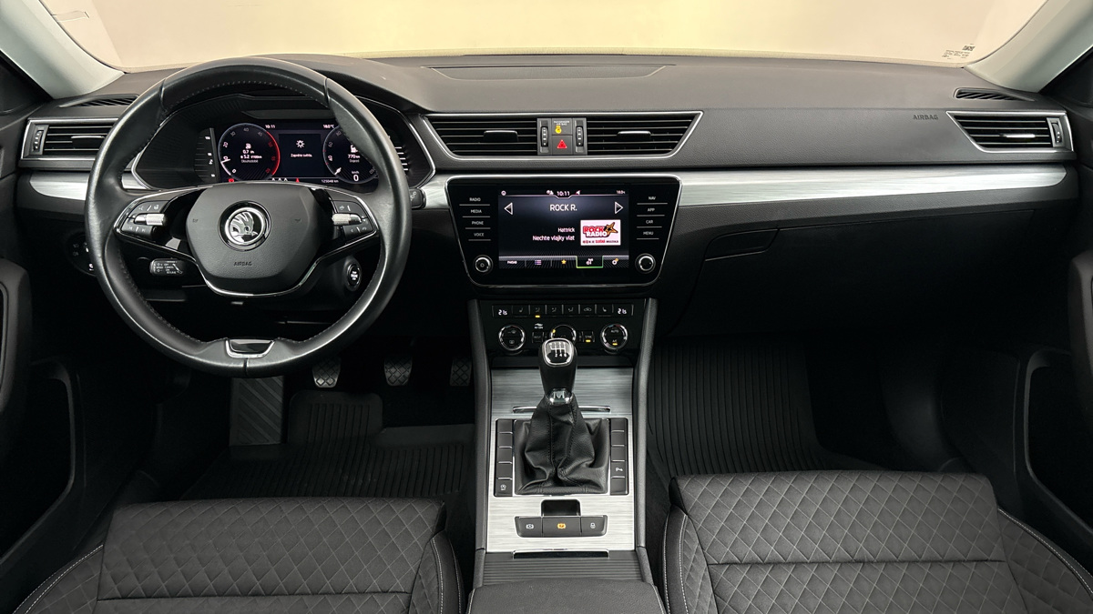 Škoda Superb - 8