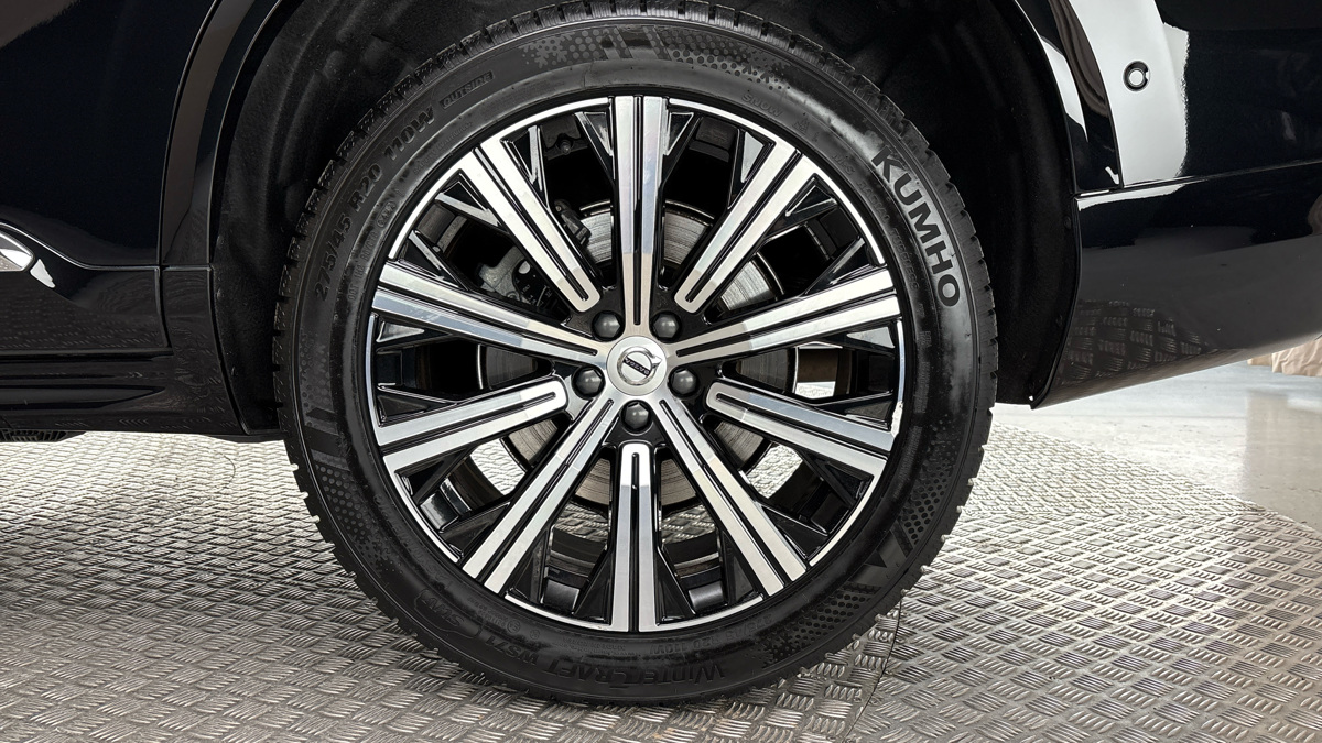 Volvo XC90 - 19