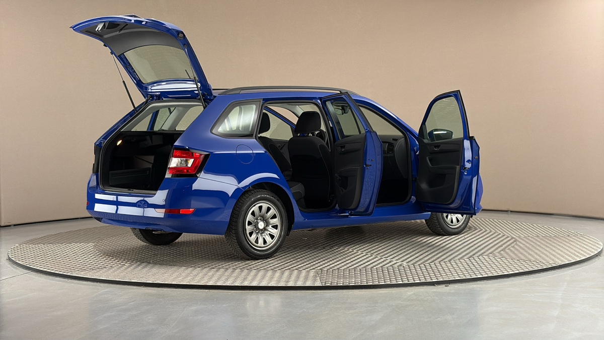 Škoda Fabia - 6