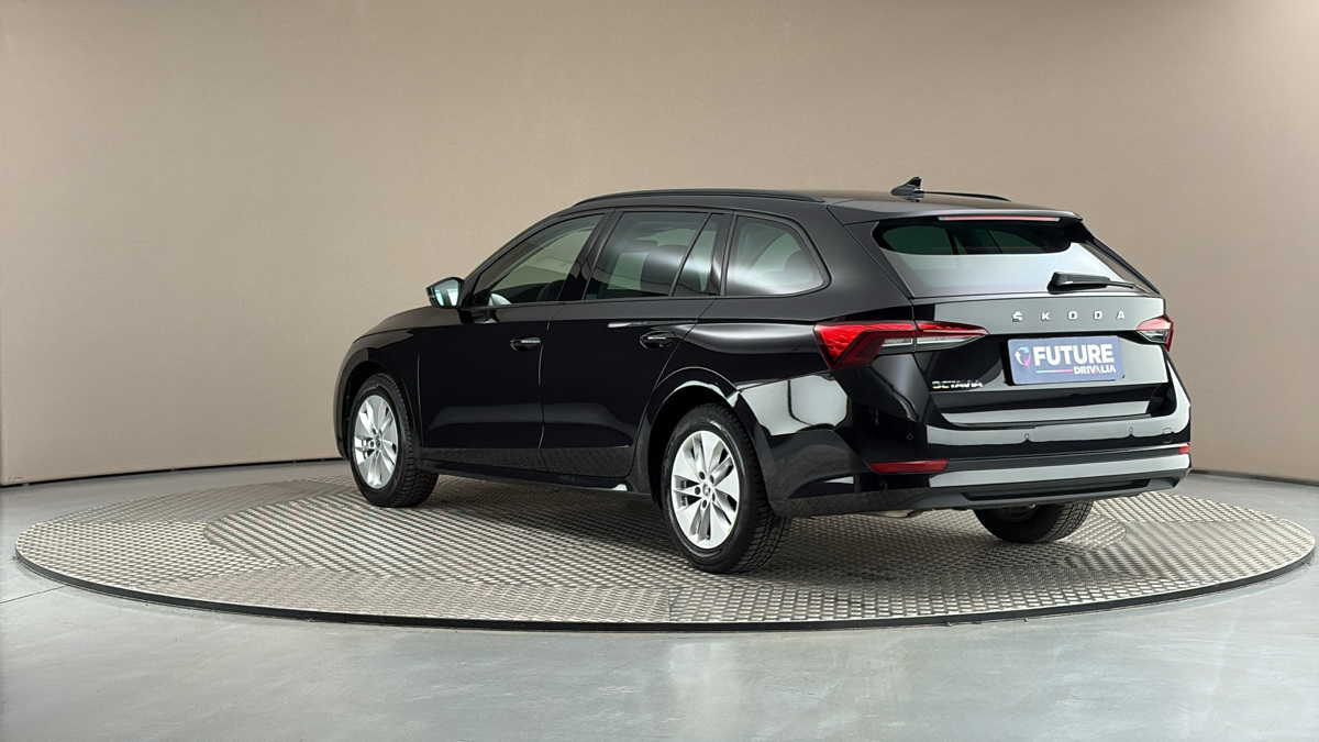 Škoda Octavia - 2