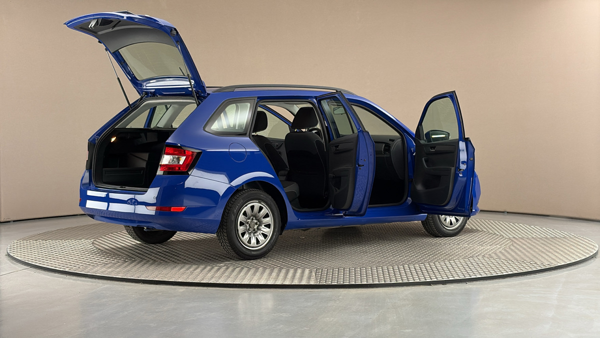 Škoda Fabia - 6