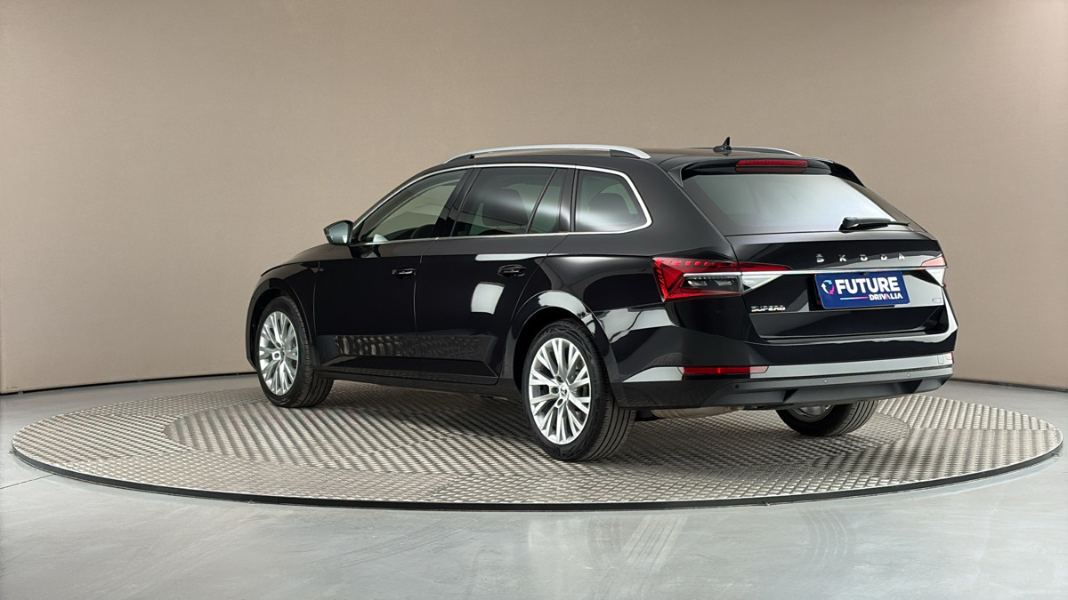 Škoda Superb - 2