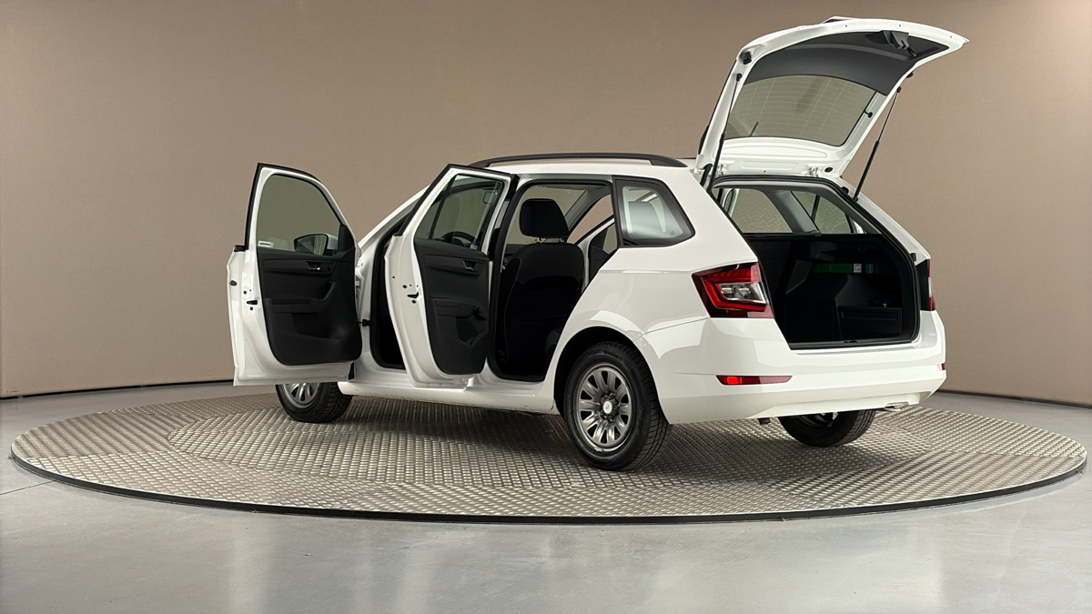 Škoda Fabia - 7