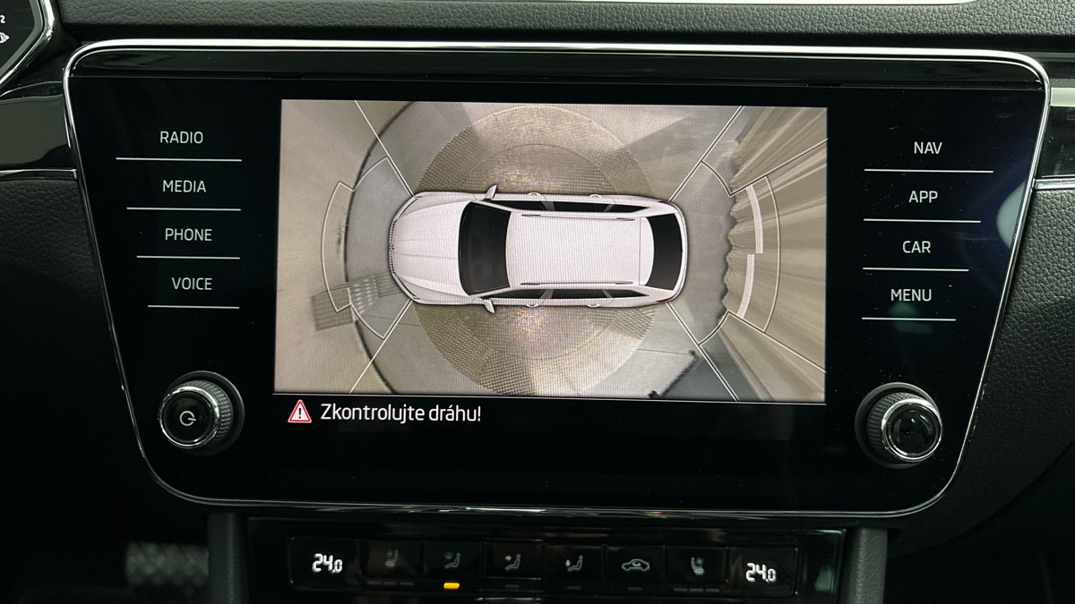 Škoda Superb - 12