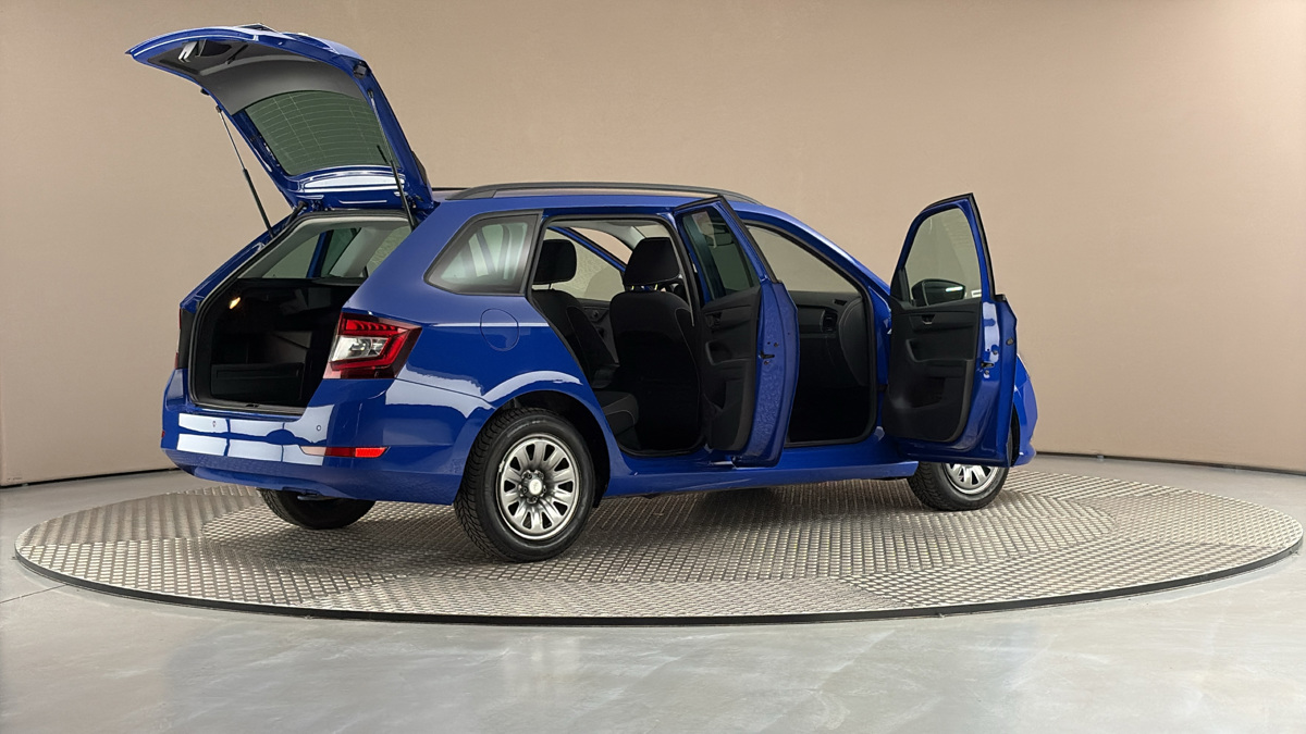 Škoda Fabia - 6