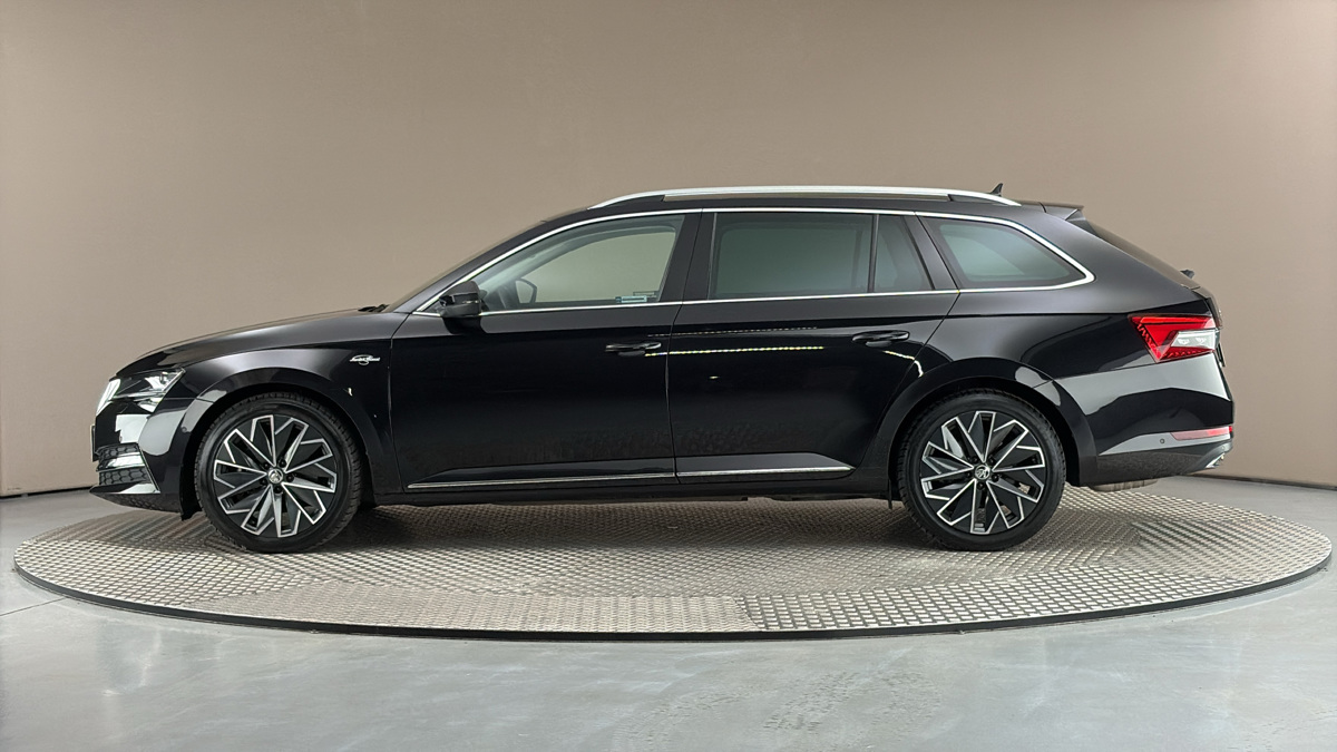Škoda Superb - 4