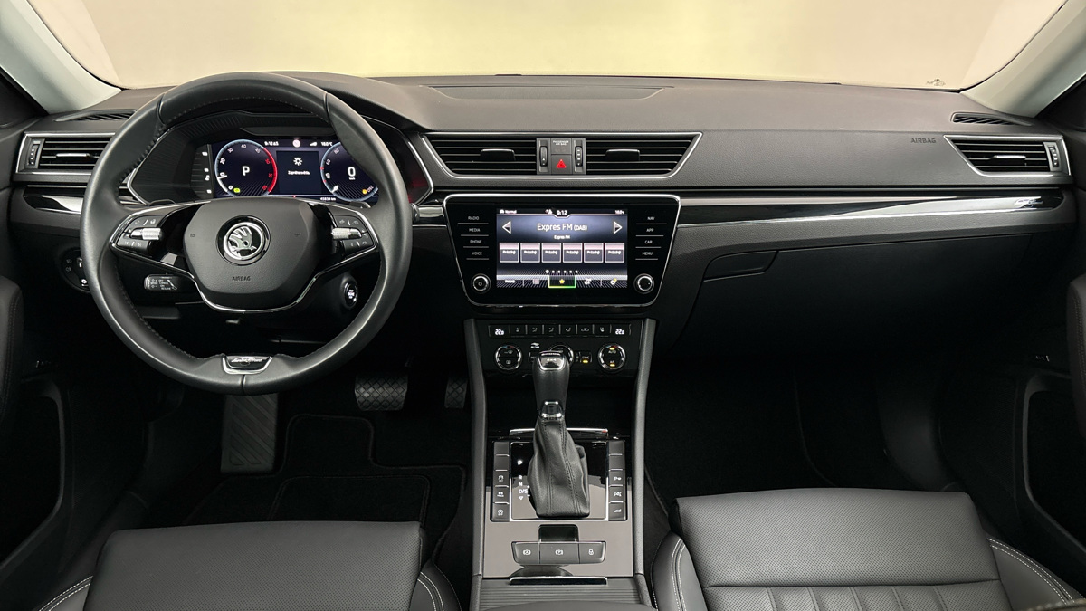 Škoda Superb - 8