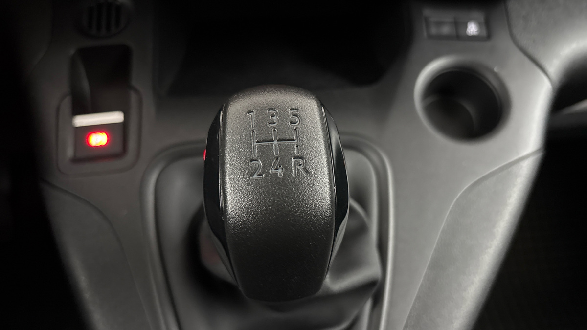 Peugeot Partner - 13