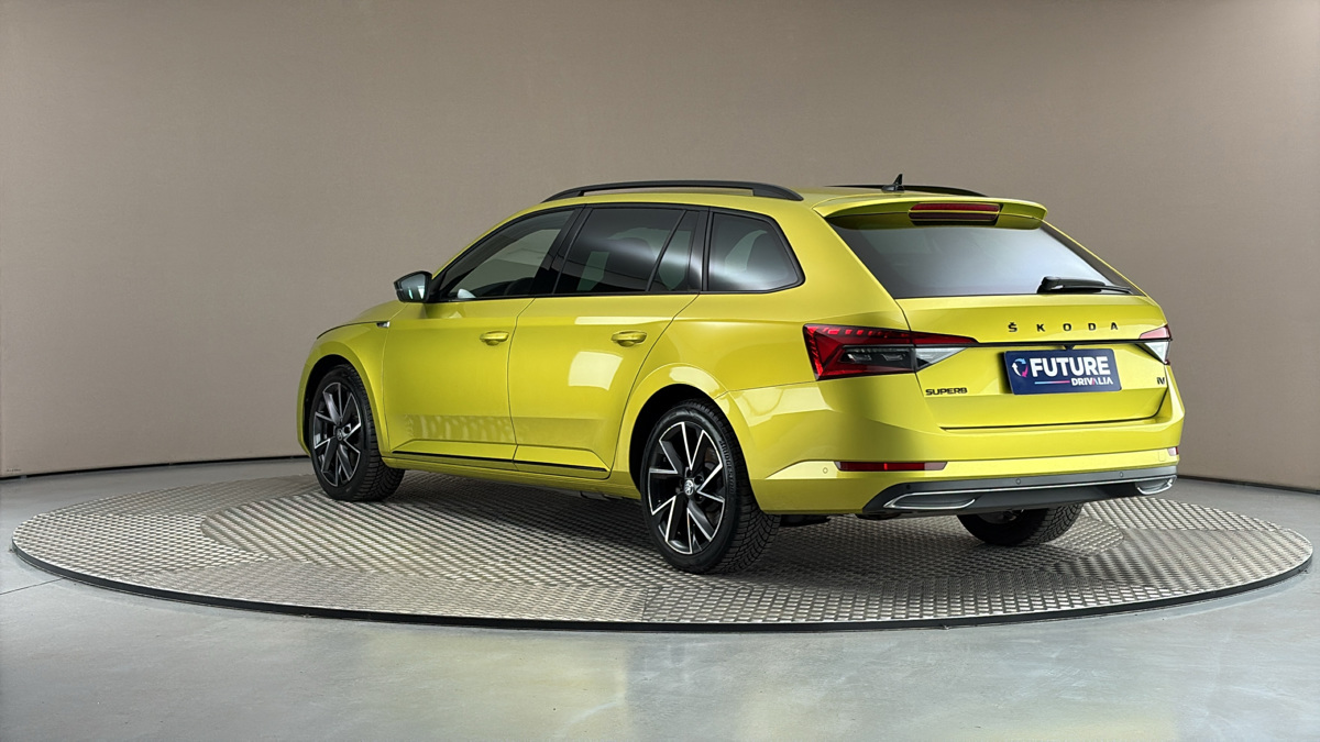 Škoda Superb - 2