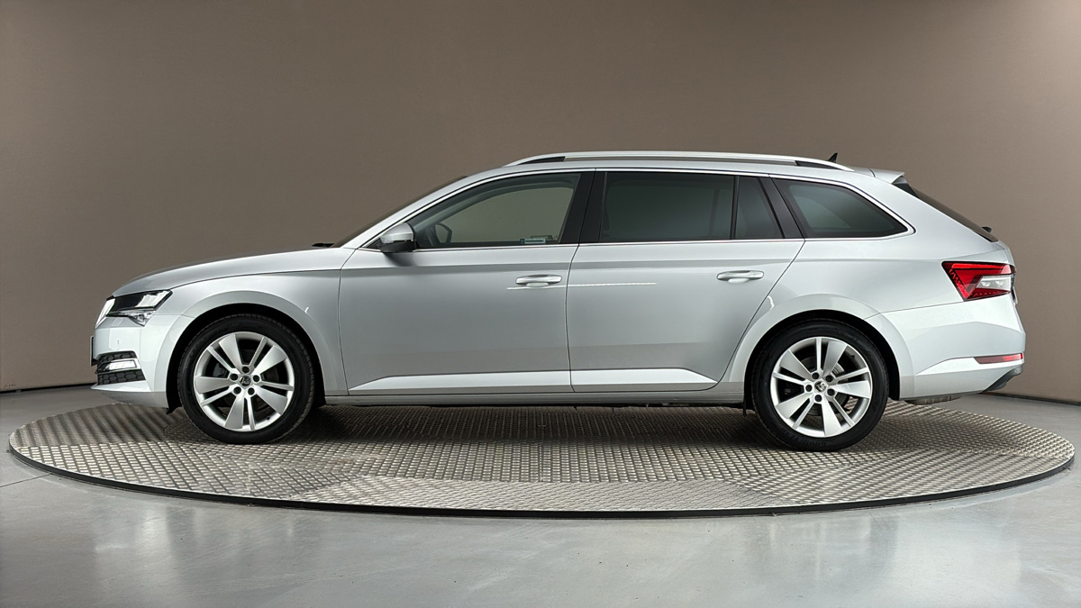 Škoda Superb - 4
