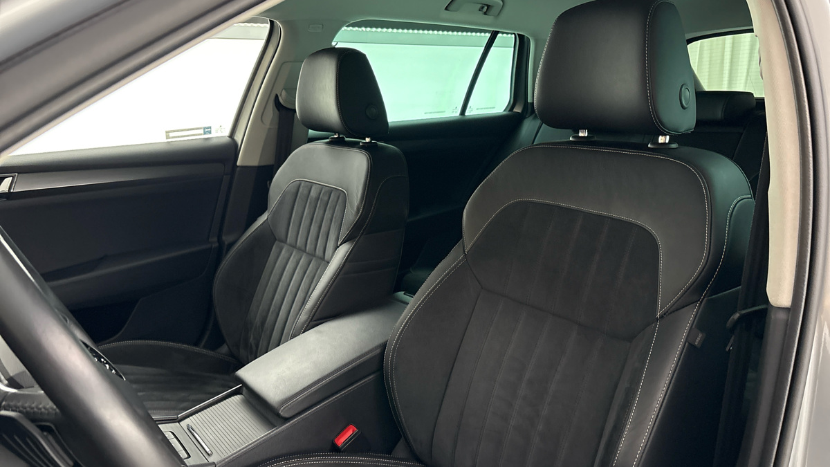 Škoda Superb - 15
