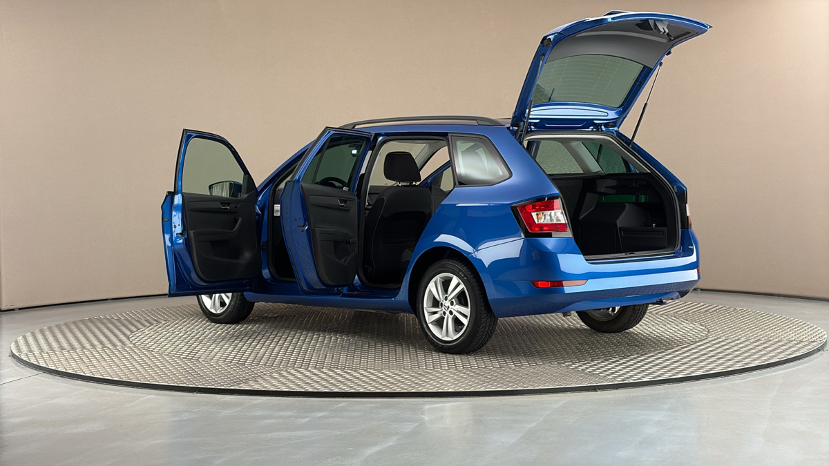Škoda Fabia - 7