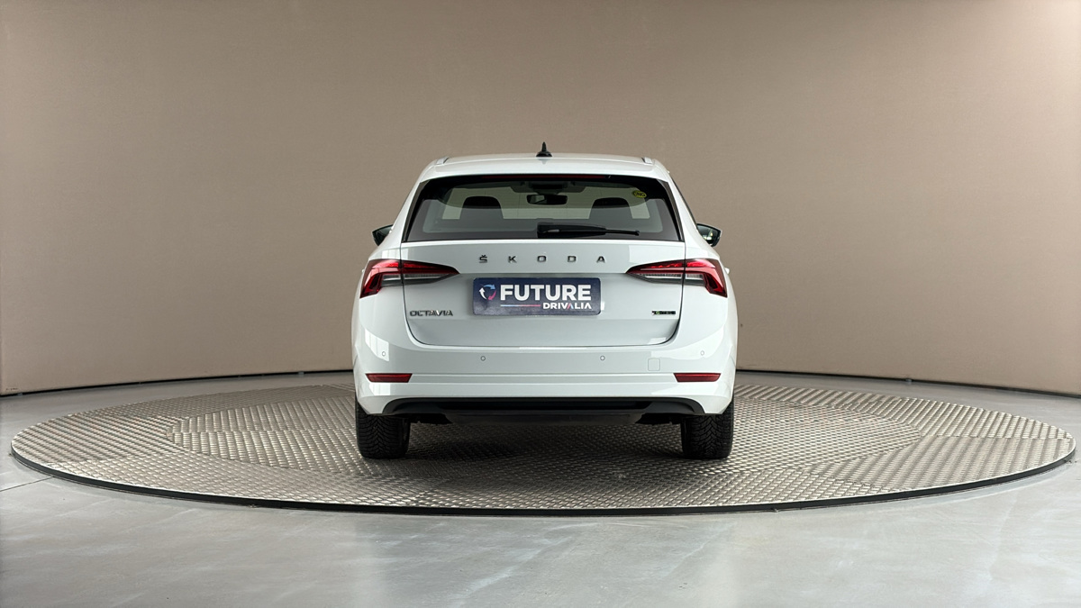 Škoda Octavia - 5