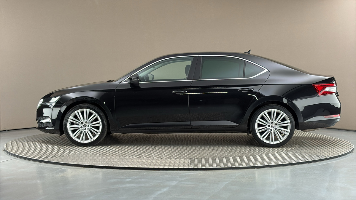 Škoda Superb - 4