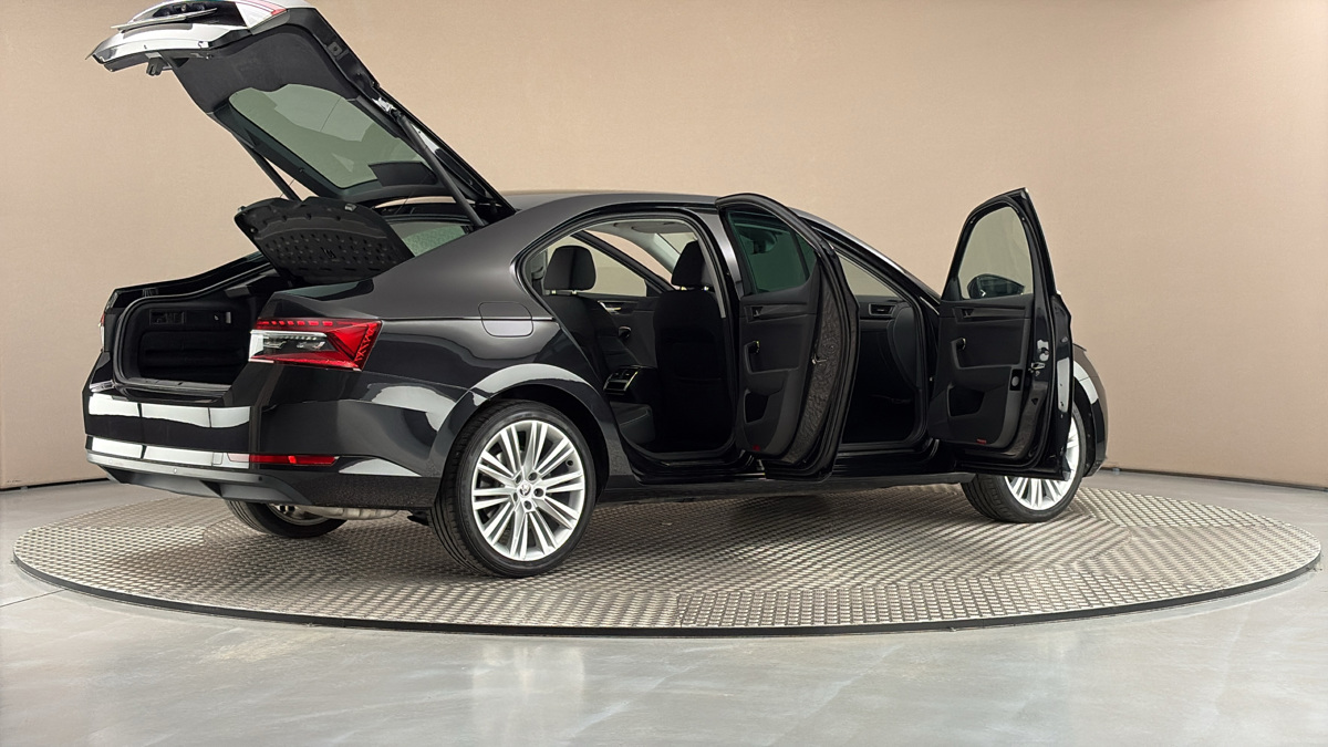 Škoda Superb - 6