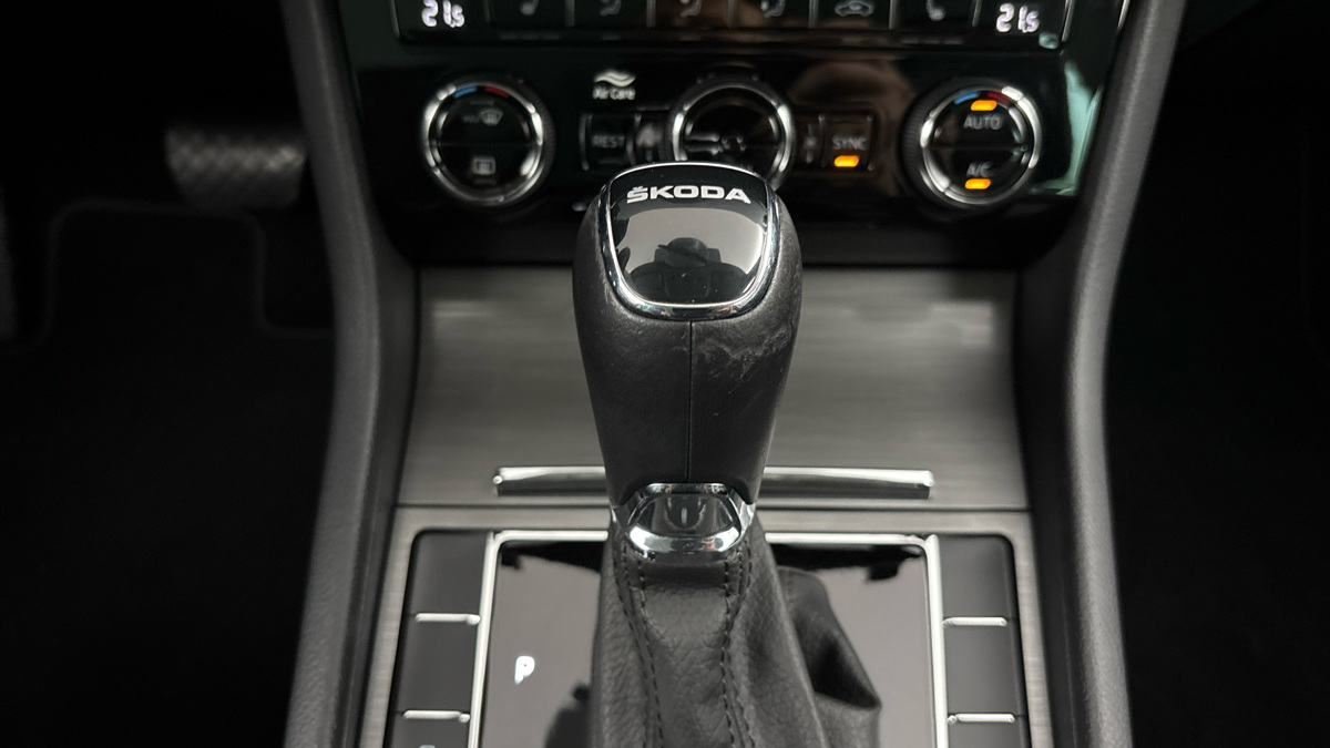 Škoda Superb - 26
