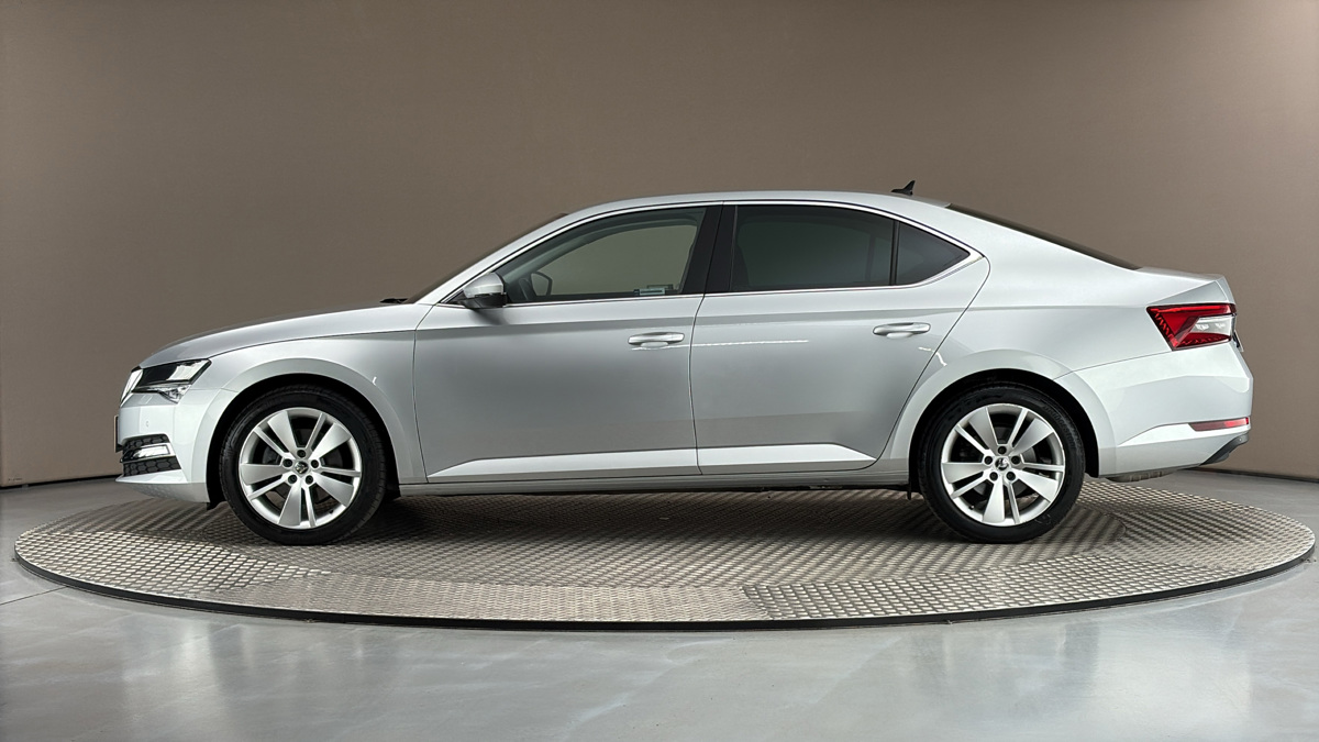 Škoda Superb - 4
