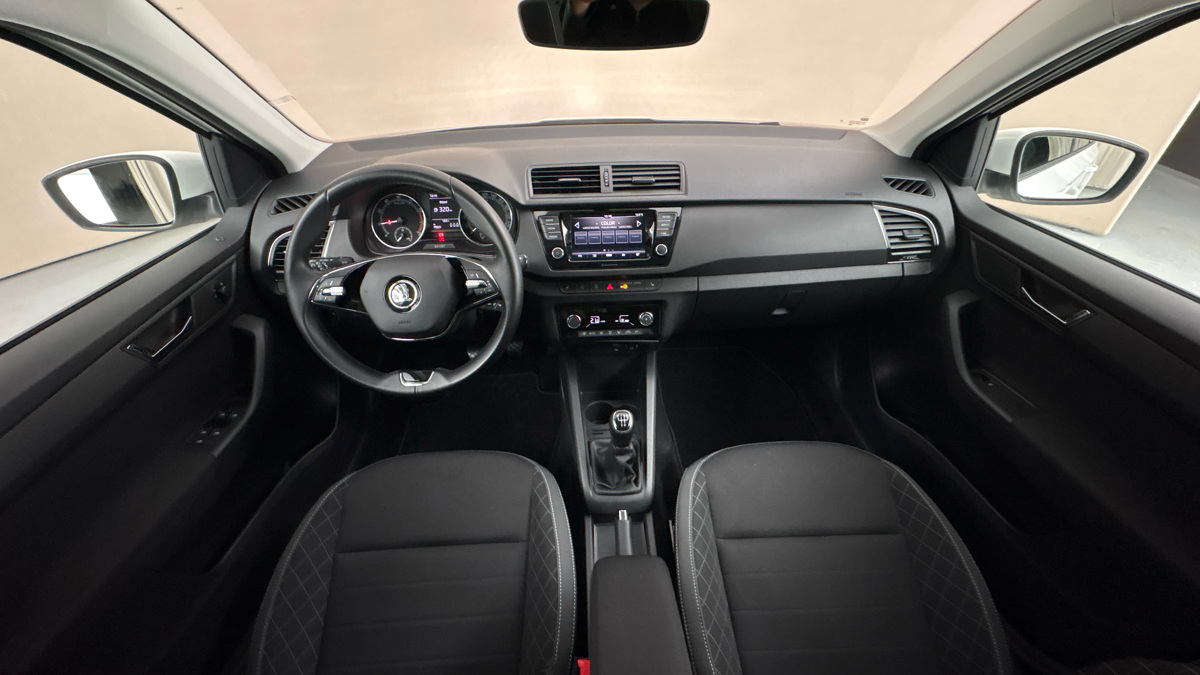 Škoda Fabia - 8