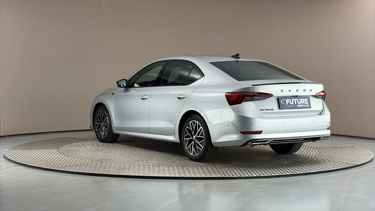 Škoda Octavia - 2