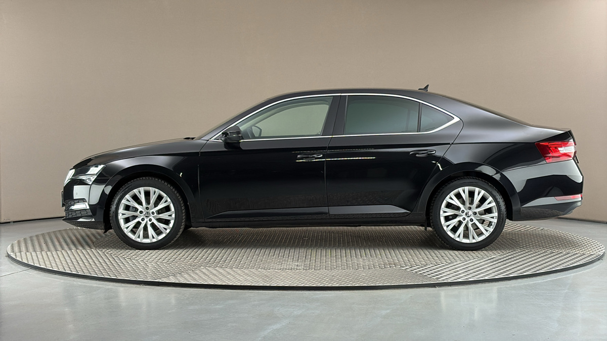 Škoda Superb - 4
