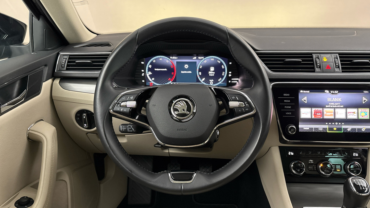 Škoda Superb - 9