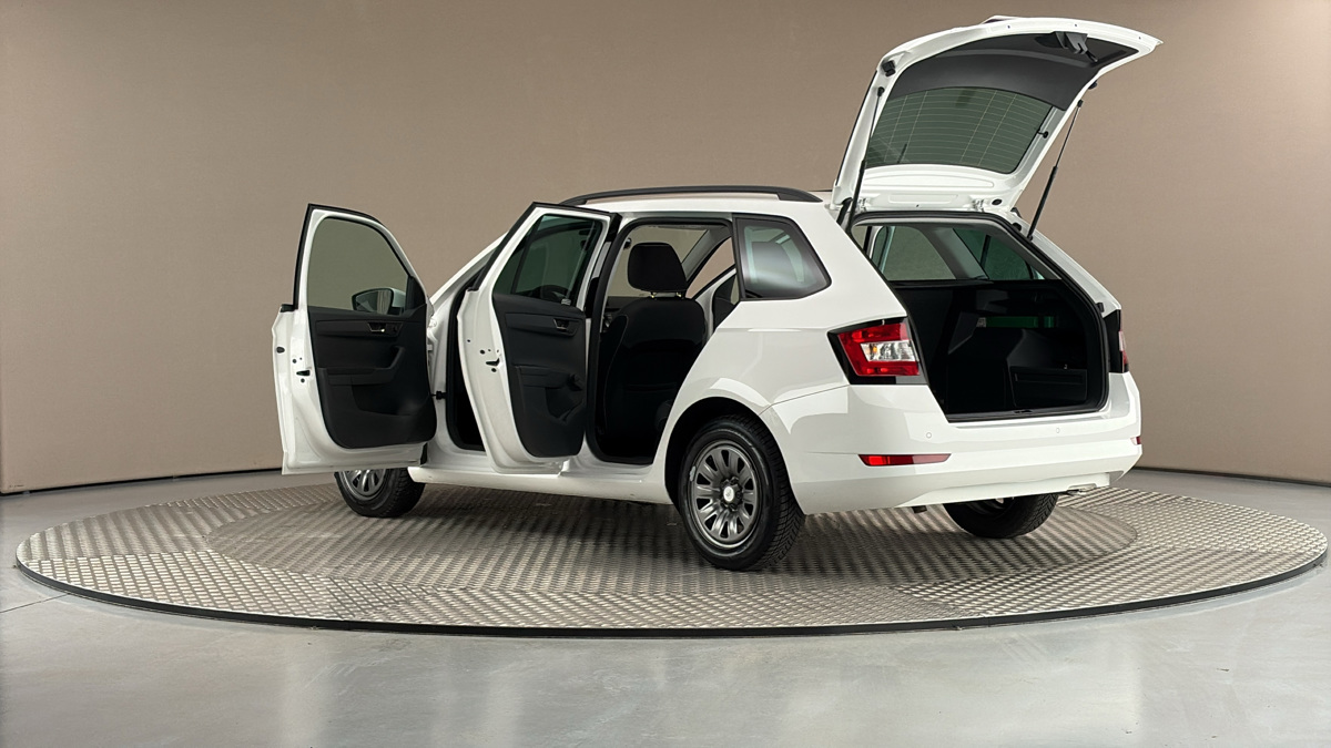 Škoda Fabia - 7