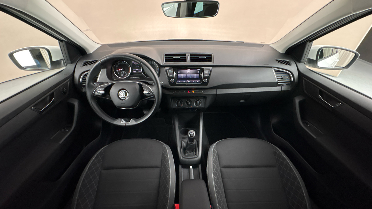 Škoda Fabia - 8