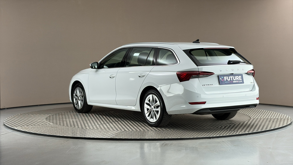 Škoda Octavia - 2