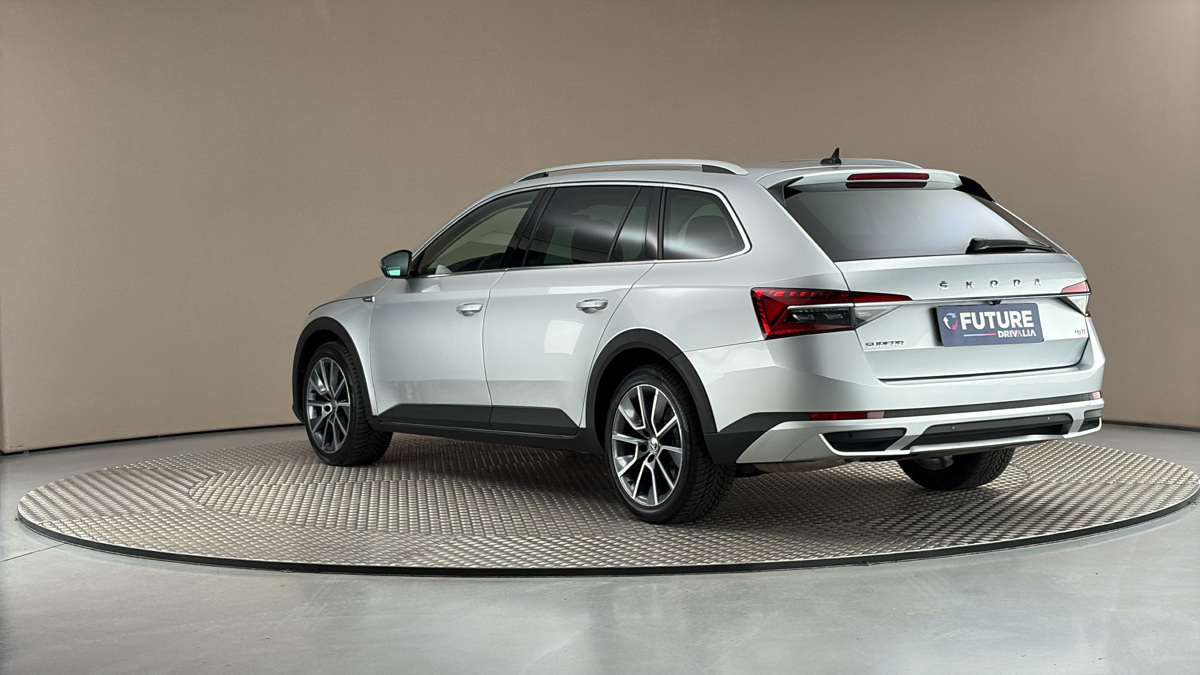 Škoda Superb - 2