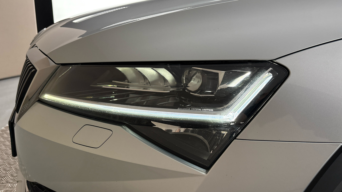 Škoda Superb - 18
