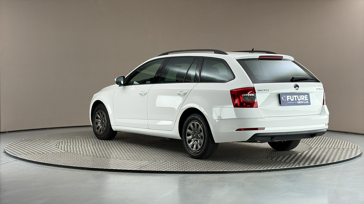 Škoda Octavia - 2