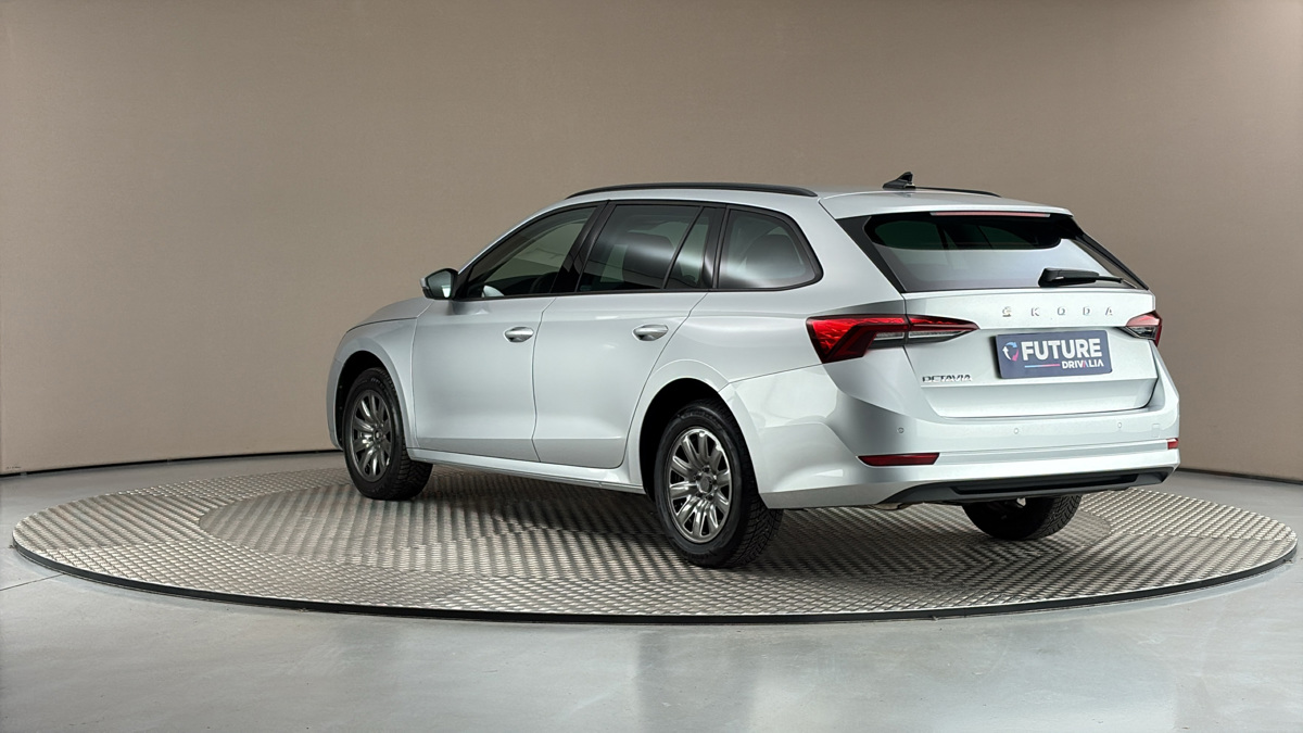 Škoda Octavia - 2