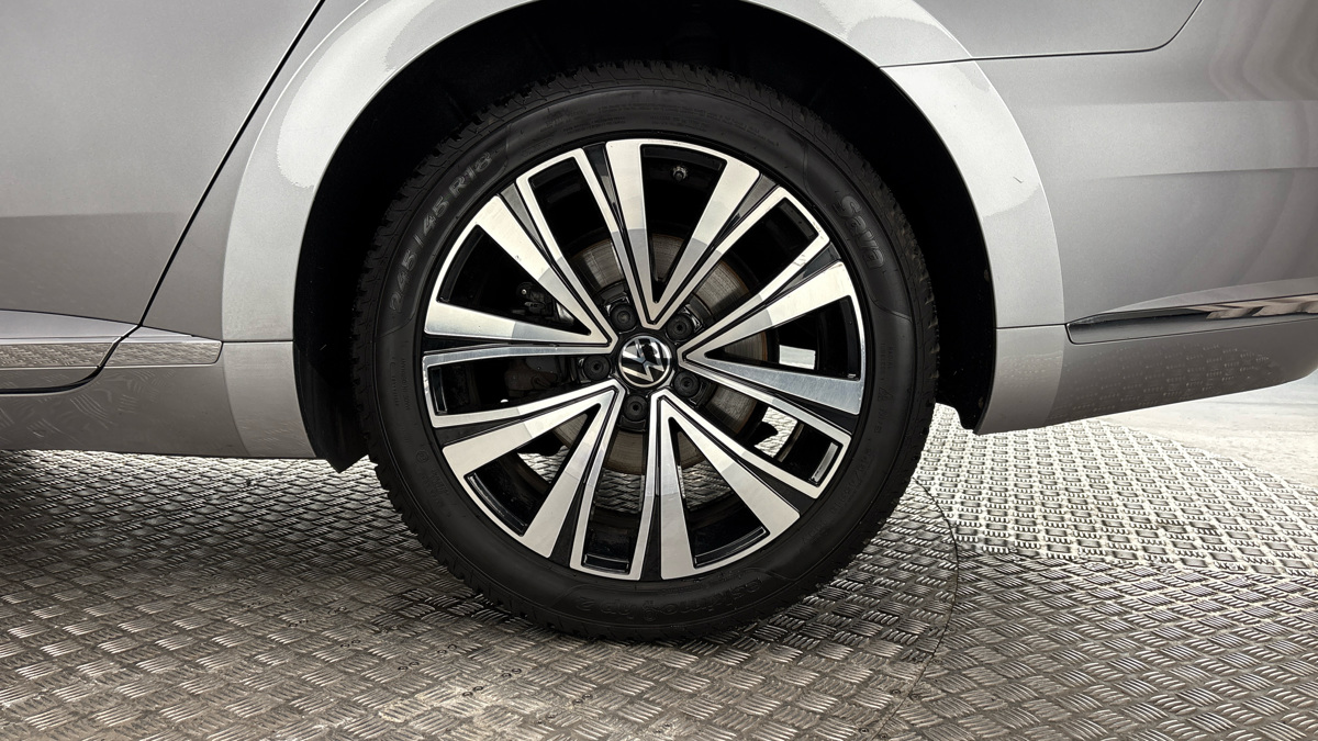 Volkswagen Arteon - 19