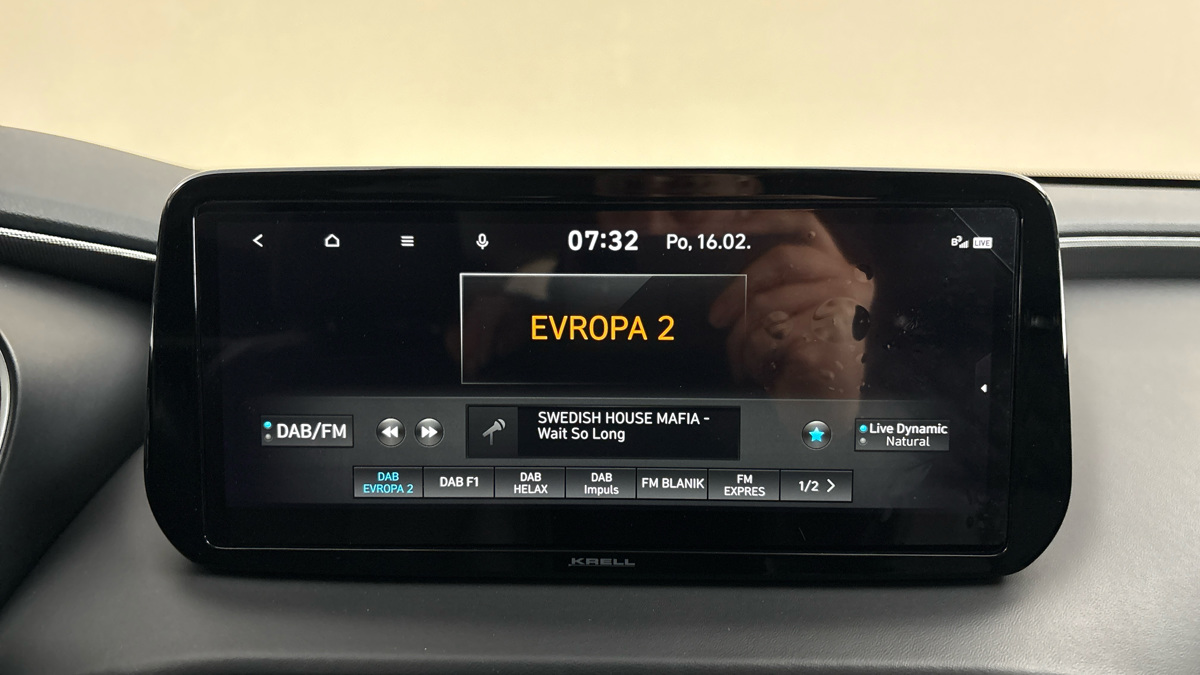 Hyundai Santa Fe - 11