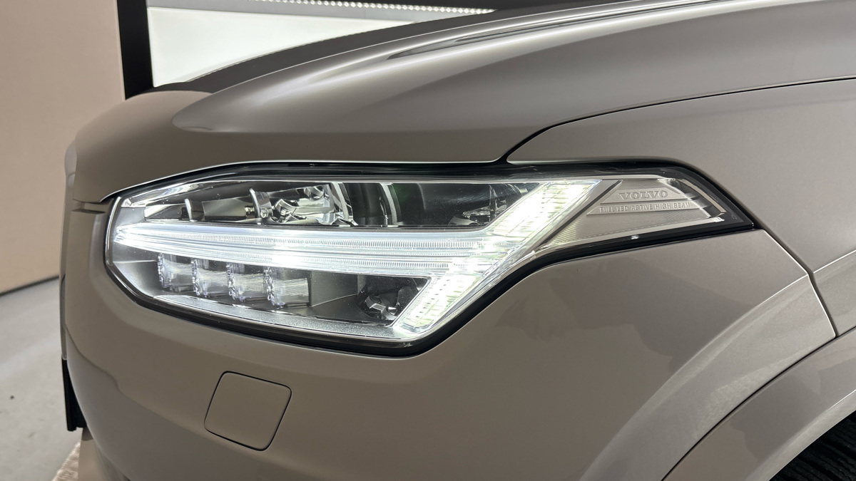 Volvo XC90 - 18