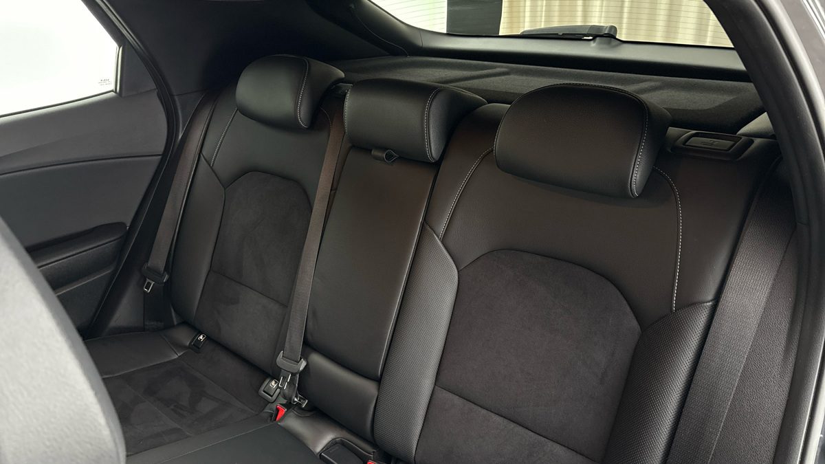 Kia XCeed - 16
