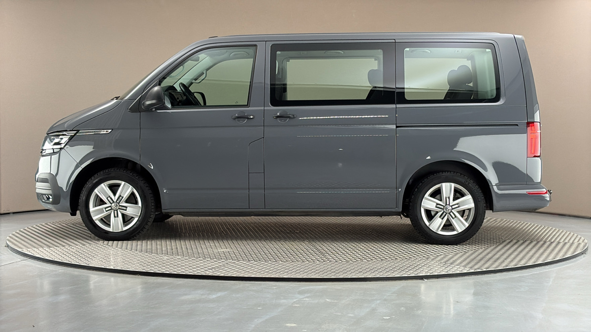 Volkswagen Multivan - 4